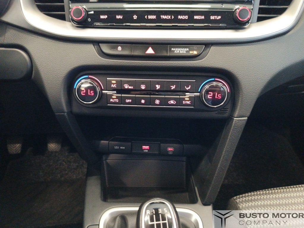KIA Ceed SW 1.6 CRDi 136 CV MHEV iMT Business - 17