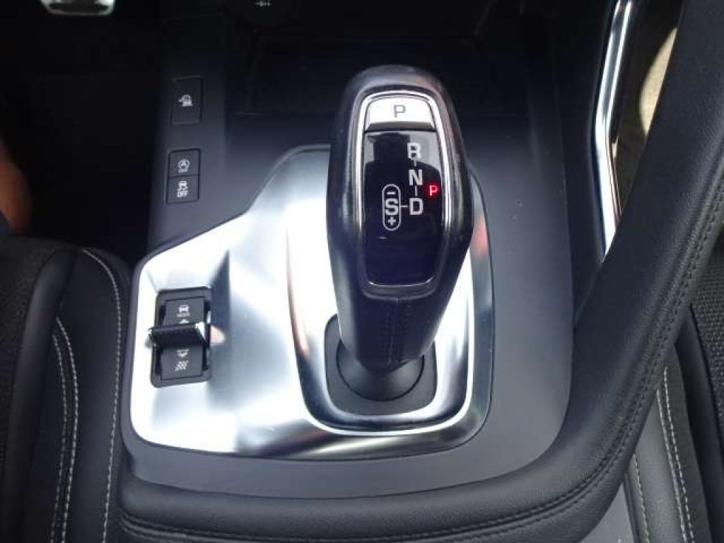 JAGUAR E-Pace 2.0d i4 R-Dynamic awd 180cv auto IVA ESPOSTA - 10