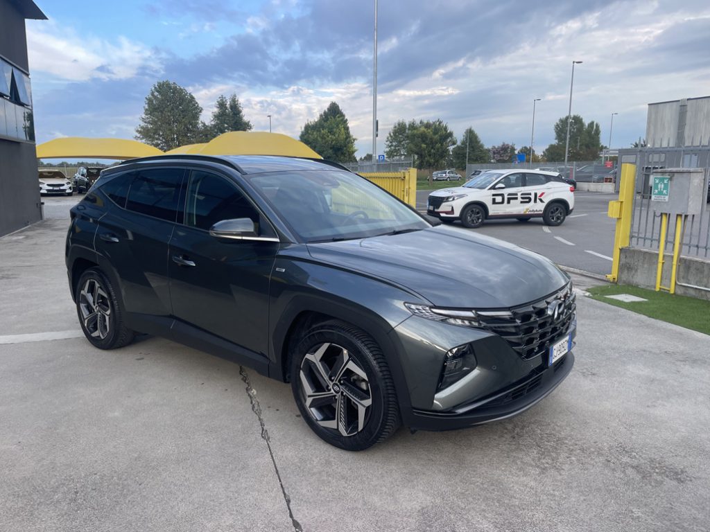 HYUNDAI Tucson 1.6 CRDI 48V DCT Exellence - 3