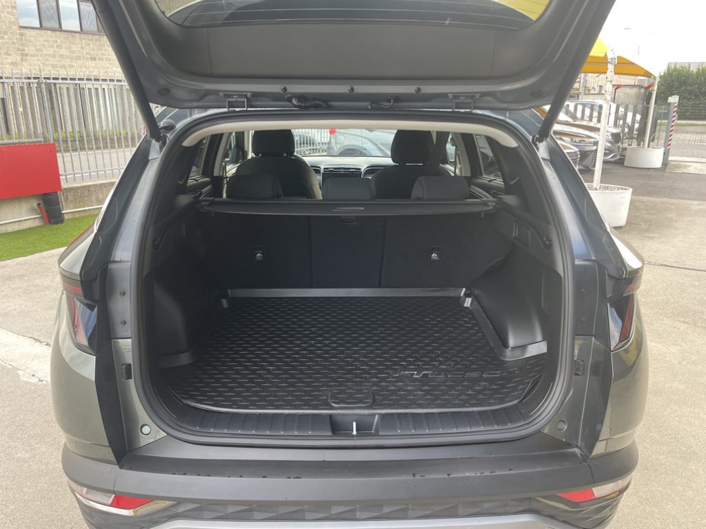 HYUNDAI Tucson 1.6 CRDI 48V DCT Exellence - 7