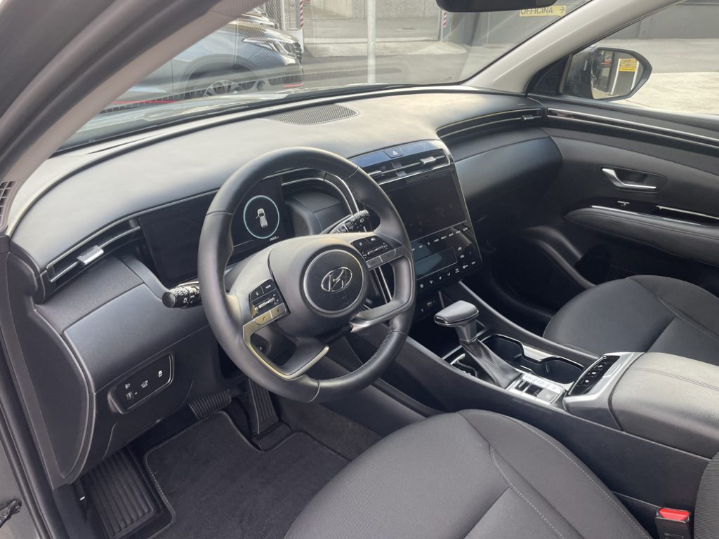 HYUNDAI Tucson 1.6 CRDI 48V DCT Exellence - 10