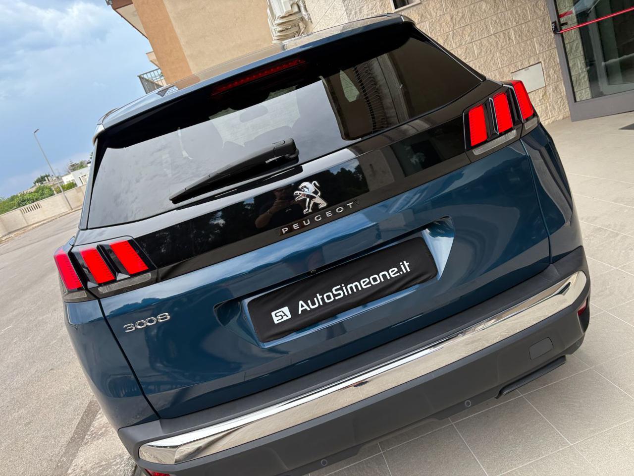 PEUGEOT 3008 1.5 BlueHDi 130 S&S Allure Pack C.AUTOMATICO - 32