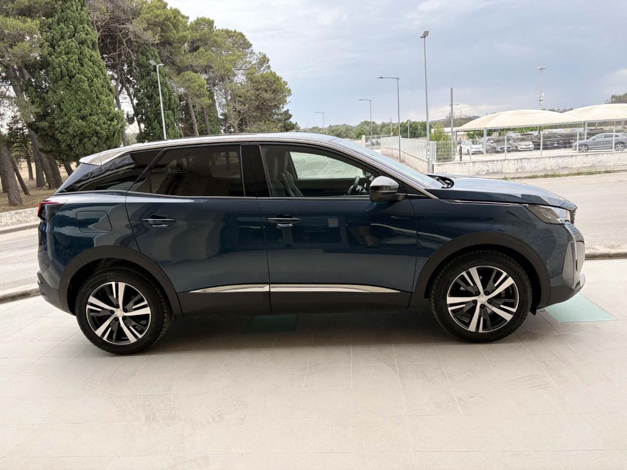 PEUGEOT 3008 1.5 BlueHDi 130 S&S Allure Pack C.AUTOMATICO - 4