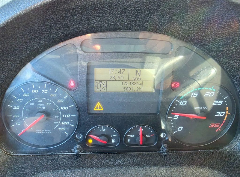 IVECO EUROCARGO 140E28 P EU6 CENTINA 7,30 + SPONDA - 9