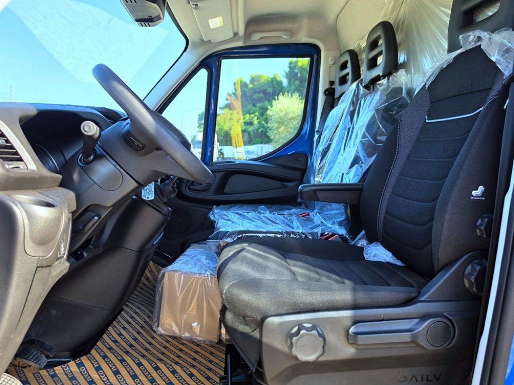 IVECO DAILY  35C18 E6 NUOVO Motore 3.0 + RIBALTABILE - 7
