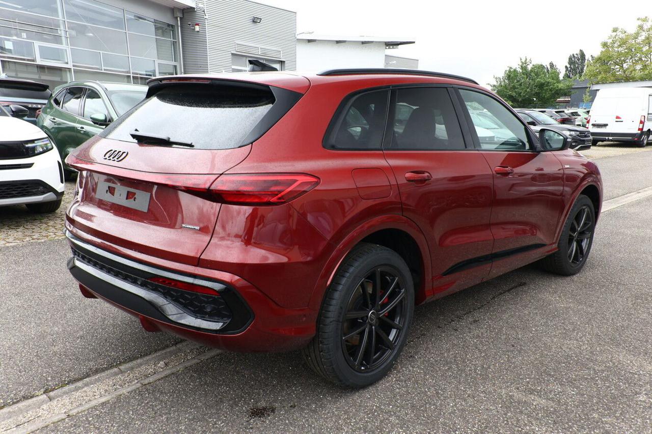 AUDI Q5 40 TDI 204 CV quattro S tronic S line Tetto Pano - 3