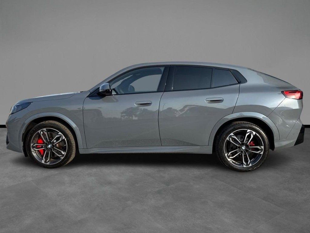 BMW iX2 eDrive 20 Msport Pro Aut. - 3