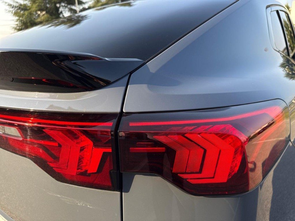 BMW iX2 eDrive 20 Msport Pro Aut. - 7