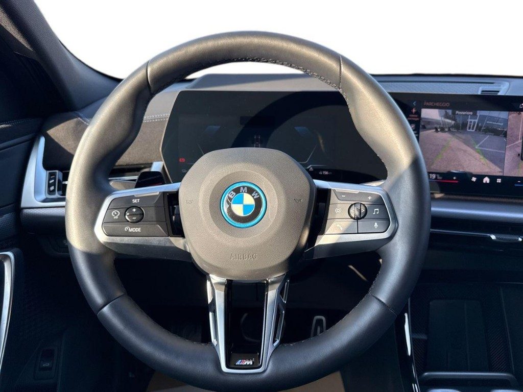 BMW iX2 eDrive 20 Msport Pro Aut. - 10