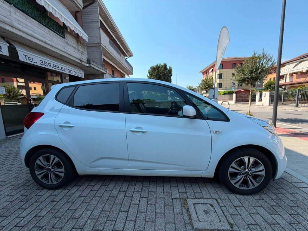KIA Venga 1.4 EcoGPL Cool - 4