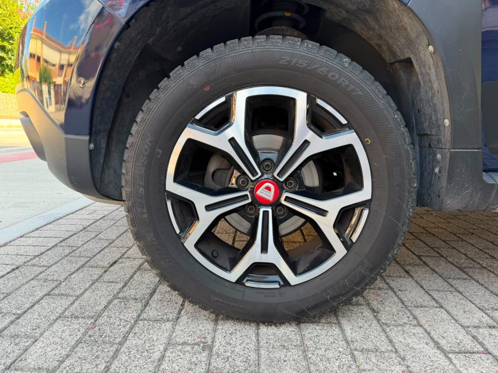 DACIA Duster 1.6 GPL 4x2 Techroad - 16