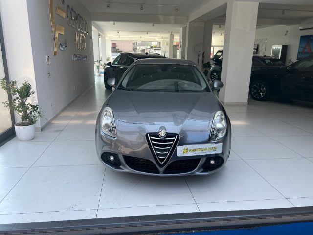 ALFA ROMEO Giulietta Grigio pastello