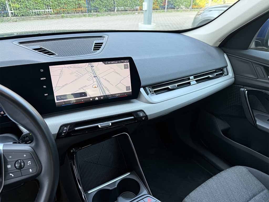 BMW X1 sdrive 18i TELECAMERA CARPLAY PREZZO REALE IVA ESP - 12