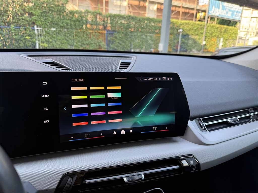 BMW X1 sdrive 18i TELECAMERA CARPLAY PREZZO REALE IVA ESP - 19