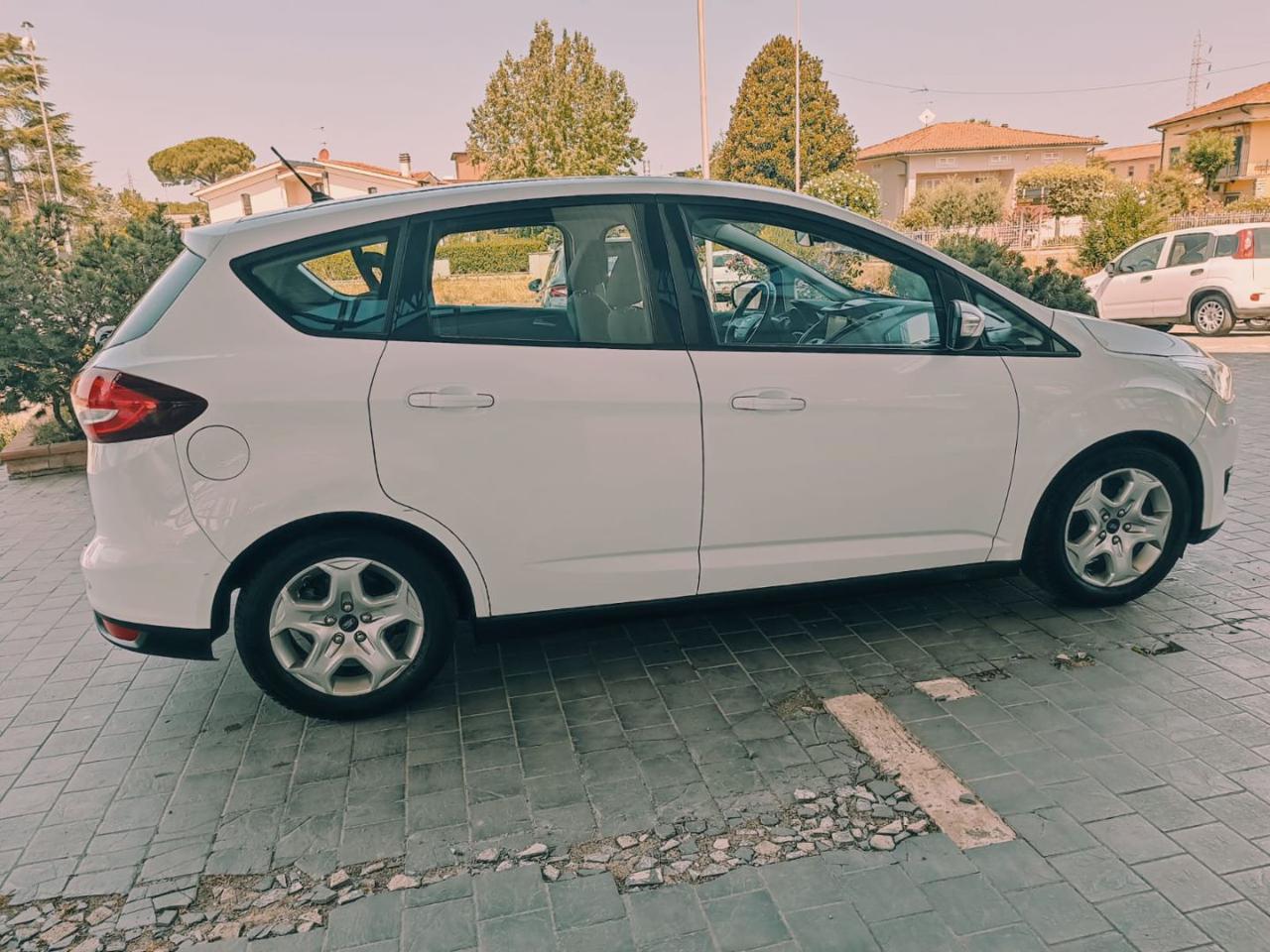 FORD C-Max 1.0 EcoBoost 100CV Start&Stop Plus - 3