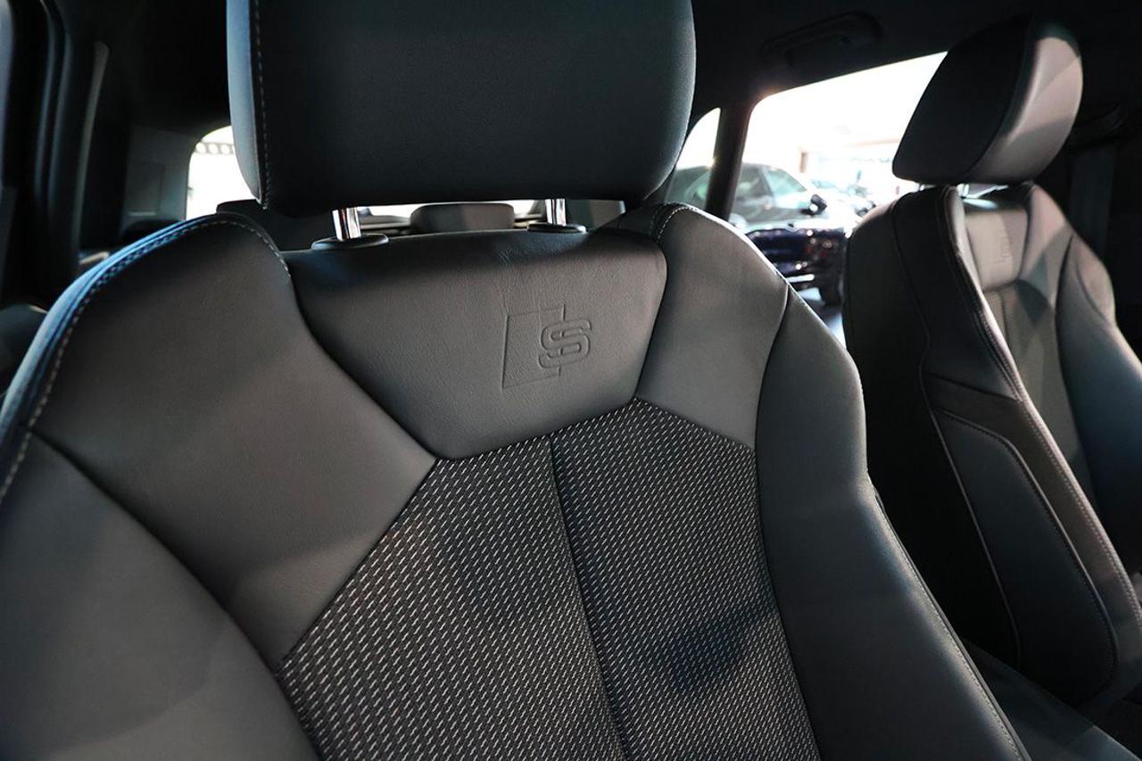 AUDI Q3 35 TDI Quattro S-Tronic S-Line - 36