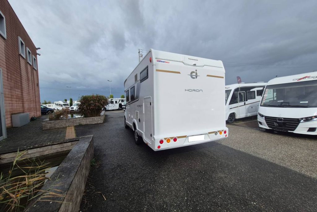 Caravans International Horon 94 XT