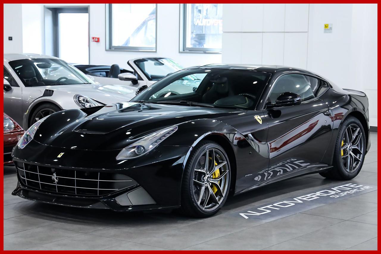 FERRARI F12