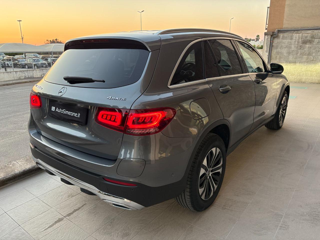 MERCEDES-BENZ GLC 300 de 4Matic Plug-in hybrid Sport. - 5