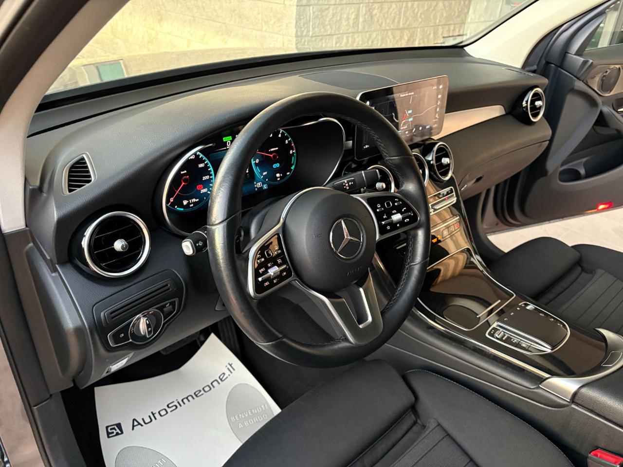 MERCEDES-BENZ GLC 300 de 4Matic Plug-in hybrid Sport. - 12