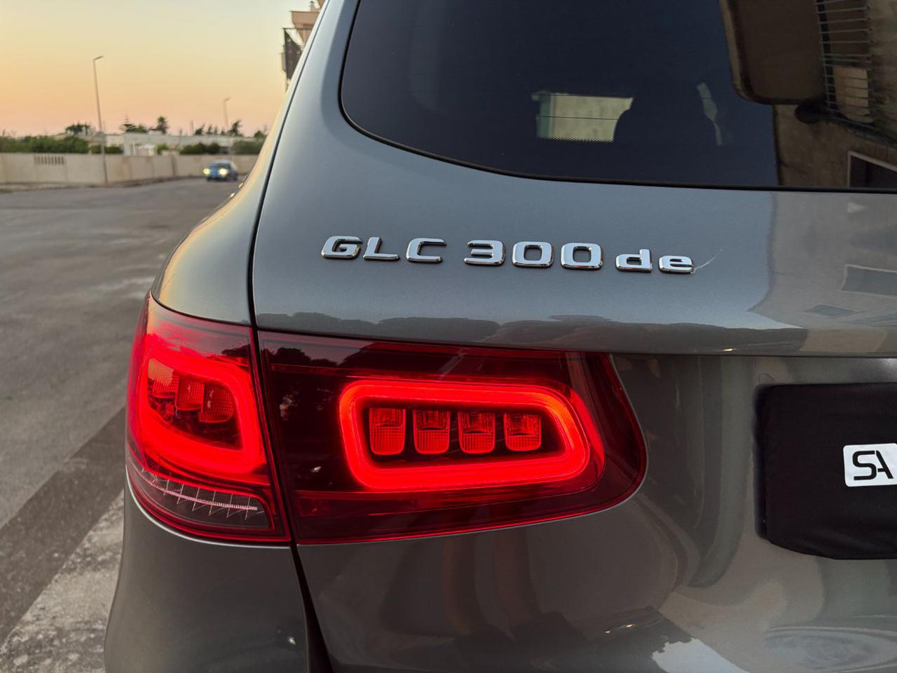 MERCEDES-BENZ GLC 300 de 4Matic Plug-in hybrid Sport. - 44