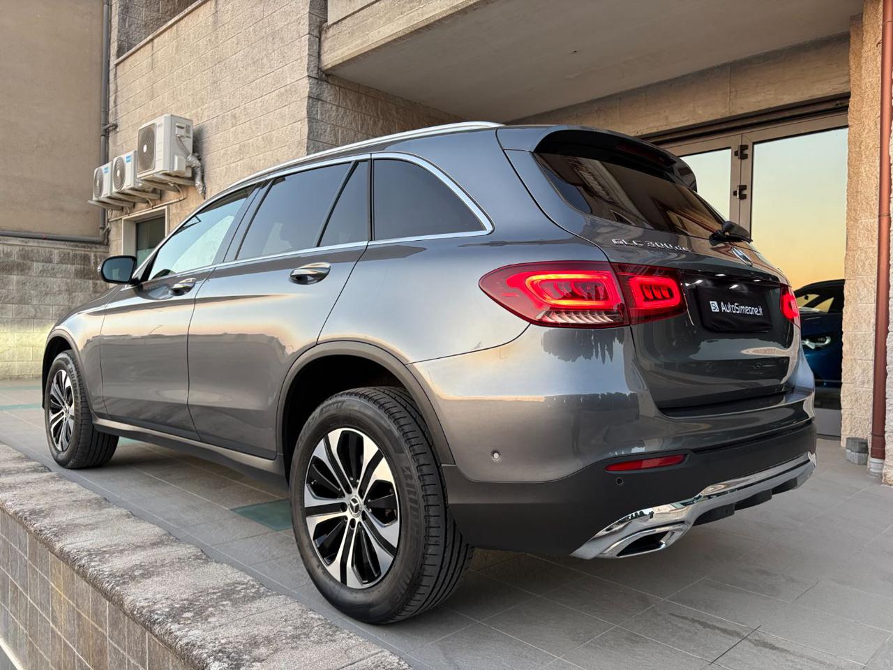 MERCEDES-BENZ GLC 300 de 4Matic Plug-in hybrid Sport. - 7