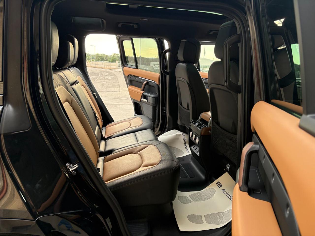 LAND ROVER Defender 110 3.0D I6 250 CV AWD Auto X-Dynamic HSE. - 14