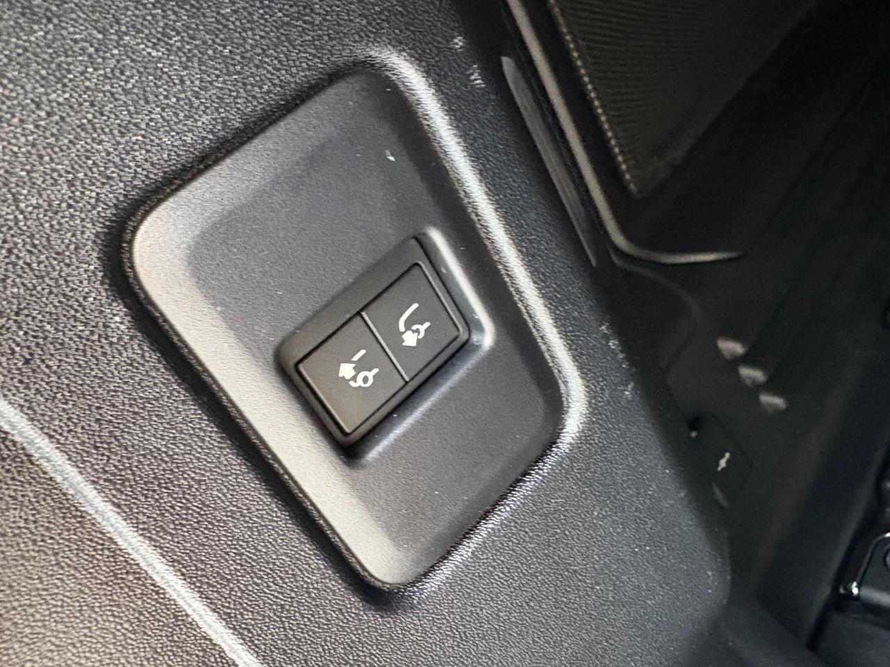 LAND ROVER Defender 110 3.0D I6 250 CV AWD Auto X-Dynamic HSE. - 60