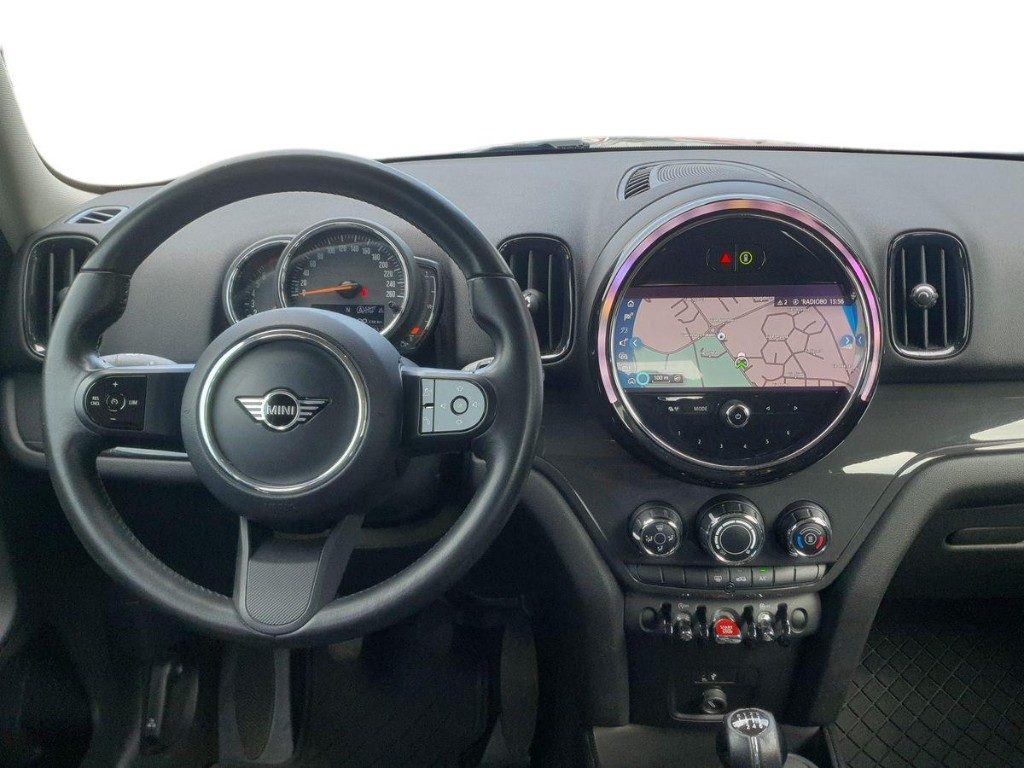 MINI Countryman 1.5 One Business Countryman manuale - 8