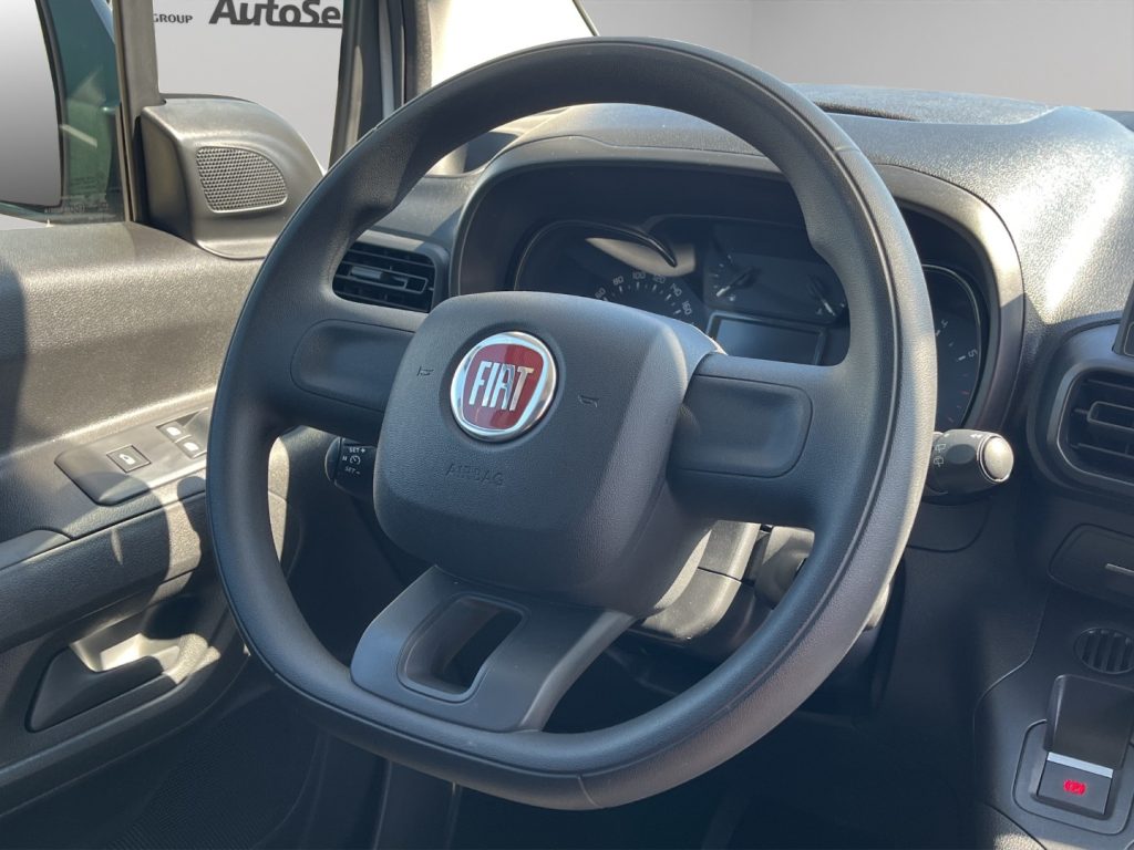 FIAT Doblo CH1 1.5 BlueHDi 130CV COVER ISOTERMICA - 11