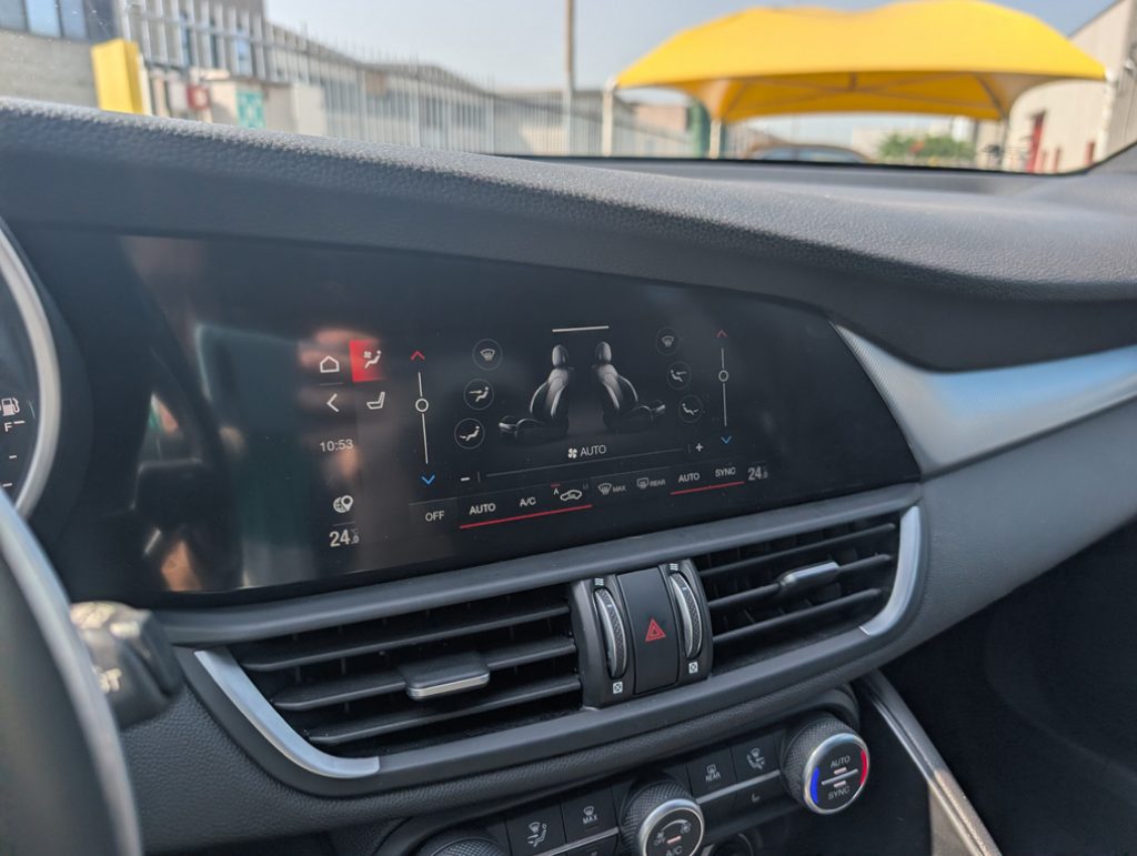 ALFA ROMEO Giulia 2.0 Turbo 280 CV AT8  Q4 Veloce - 16
