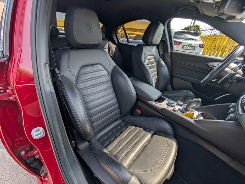 ALFA ROMEO Giulia 2.0 Turbo 280 CV AT8  Q4 Veloce - 26