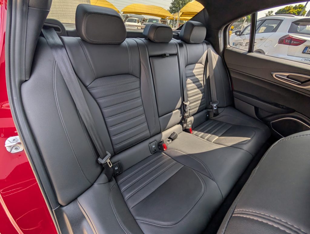 ALFA ROMEO Giulia 2.0 Turbo 280 CV AT8  Q4 Veloce - 27