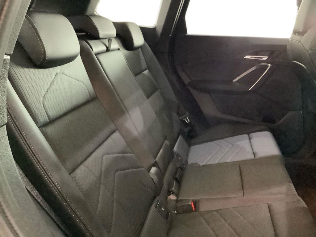 BMW X1 sDrive 18d xLine - 11