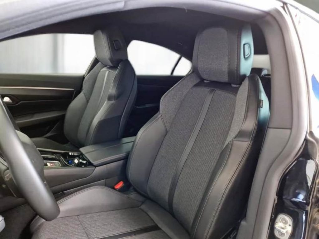 PEUGEOT 508 BlueHDi 130 Stop&Start EAT8 Allure Pack - 8