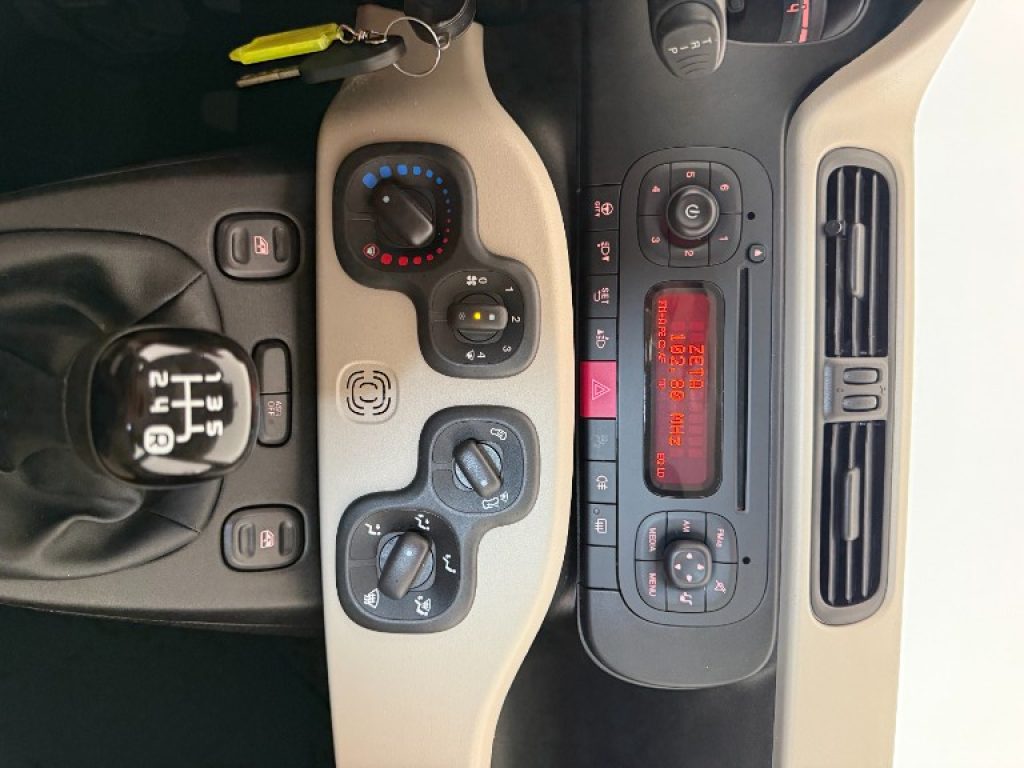 FIAT Panda 1.2 Pandazzurri - 11