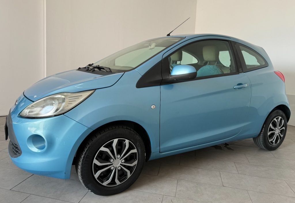 FORD Ka+ 1.2 8V 69CV Business - 3