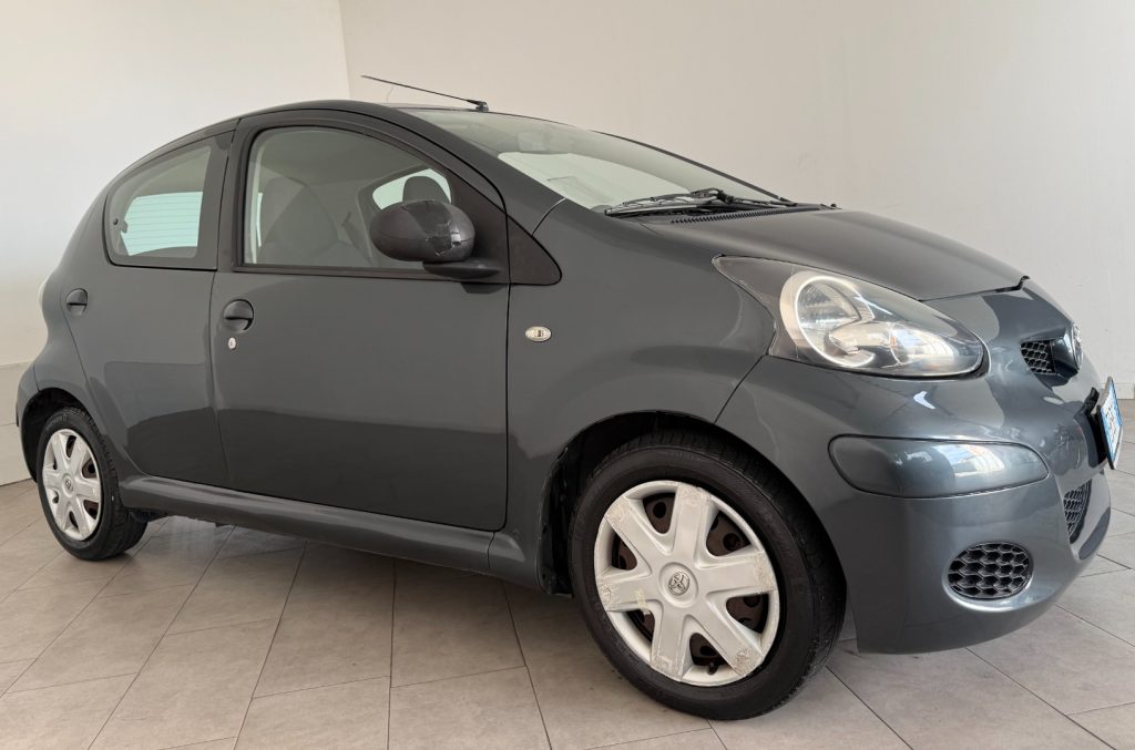 TOYOTA Aygo 1.0 12V VVT-i 5 porte. - 2