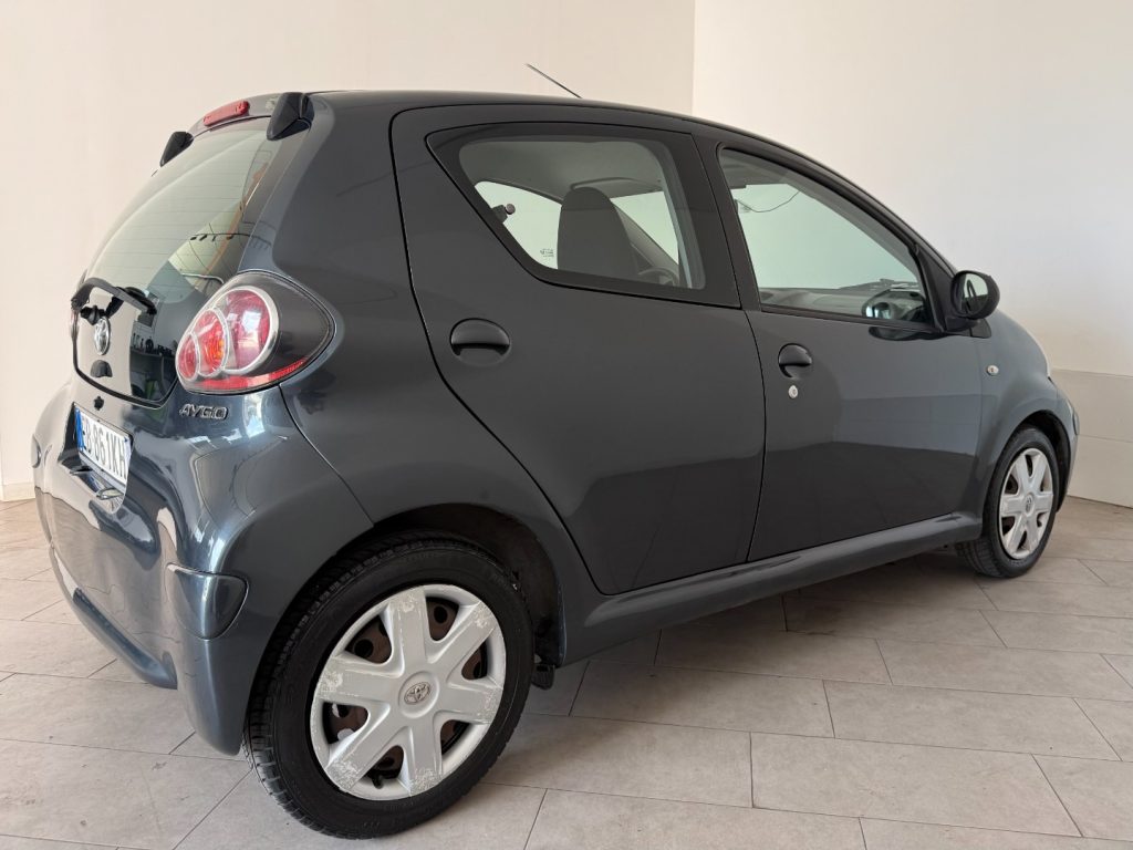 TOYOTA Aygo 1.0 12V VVT-i 5 porte. - 10