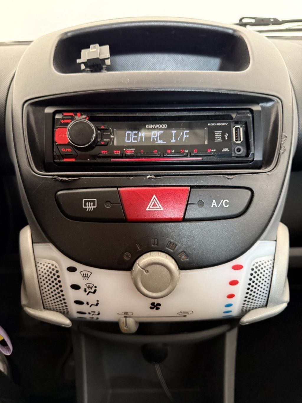 TOYOTA Aygo 1.0 12V VVT-i 5 porte. - 16