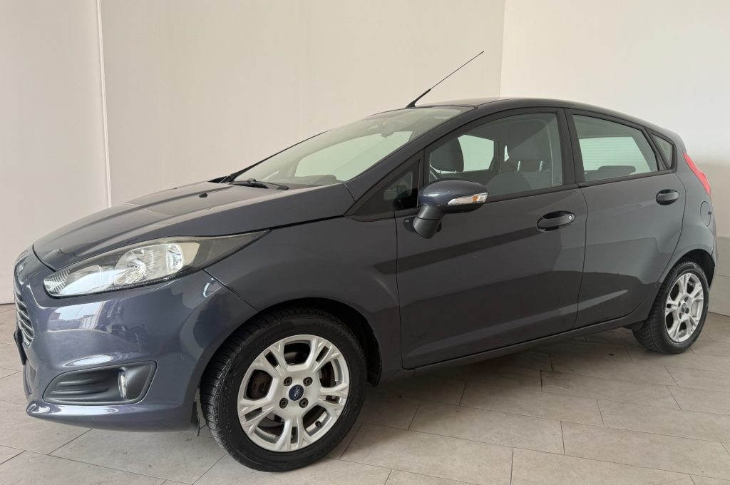 FORD Fiesta 1.4 5p. Bz.- GPL Titanium - 3