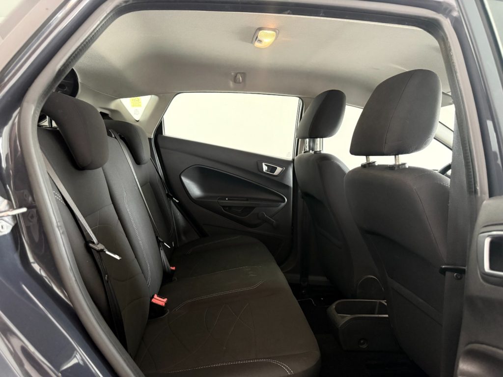 FORD Fiesta 1.4 5p. Bz.- GPL Titanium - 7