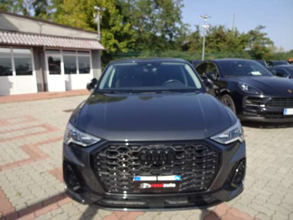 AUDI Q3 Sportback 45 PLUG-IN 1.4 TFSI-E S line edition s-t - 2