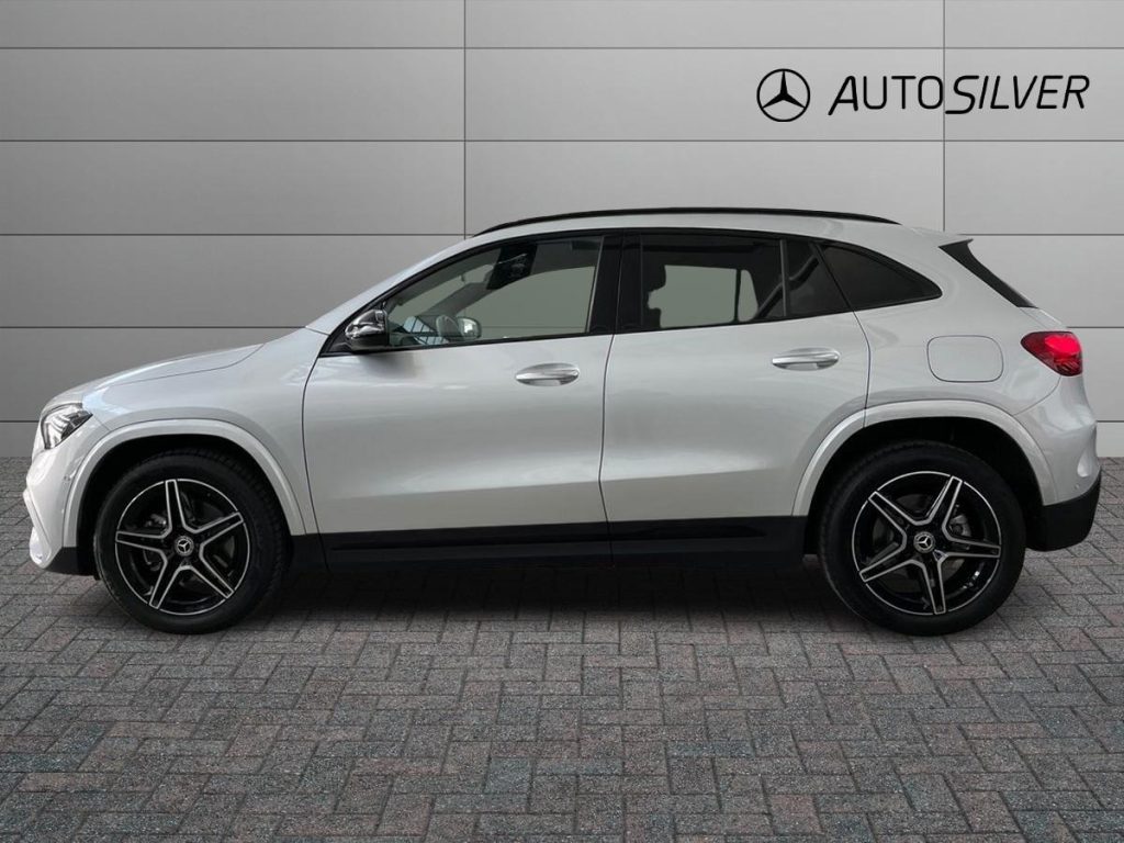 MERCEDES-BENZ GLA 250 e EQ AMG Line Advanced Plus auto - 6