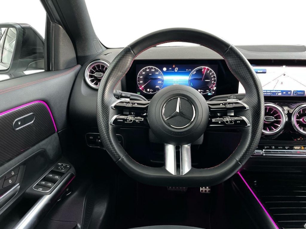 MERCEDES-BENZ GLA 250 e EQ AMG Line Advanced Plus auto - 11