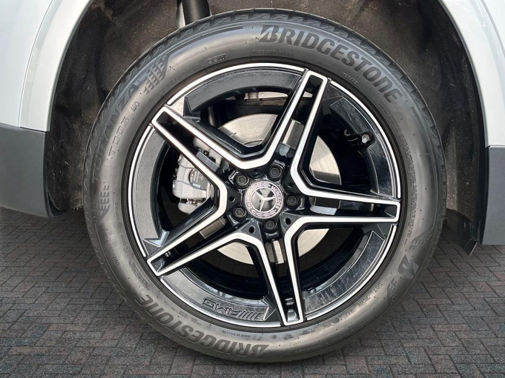 MERCEDES-BENZ GLA 250 e EQ AMG Line Advanced Plus auto - 7