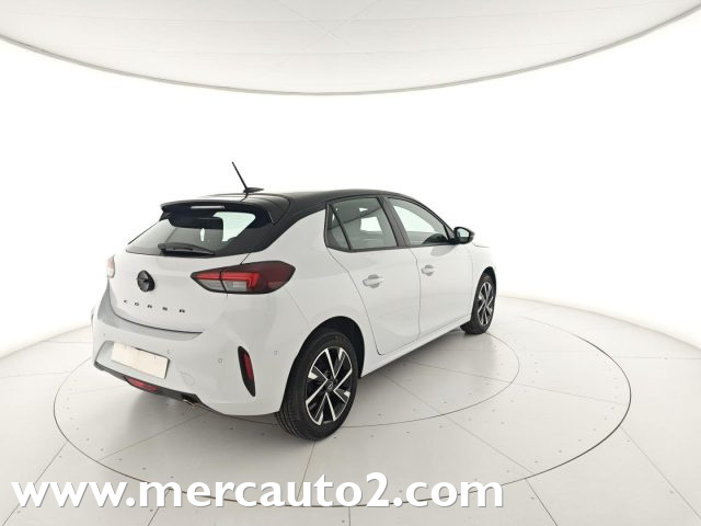 OPEL Corsa Bianco pastello