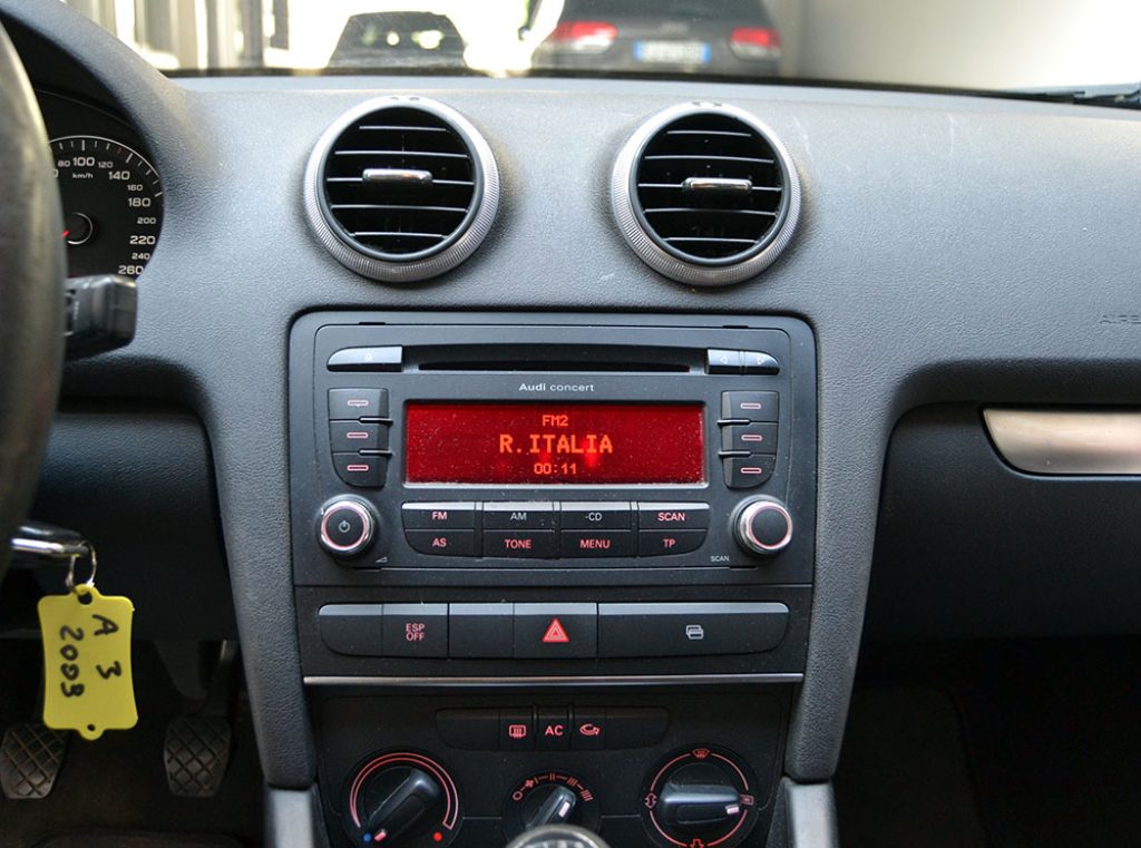 AUDI A3 SPB 1.6 Attraction ** - 5