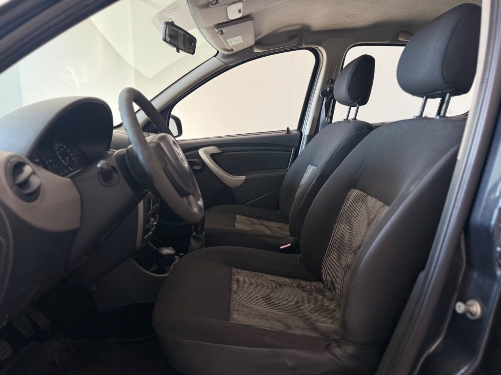 DACIA Sandero 1.2 16V - 11