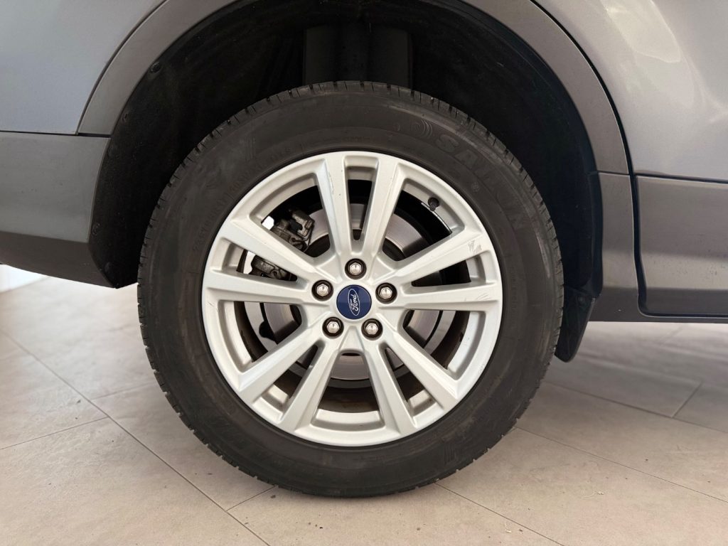 FORD Kuga 1.5 TDCI 120 CV S&S 2WD Business - 20